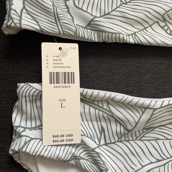 Bikini Set - Picture 2 of 4